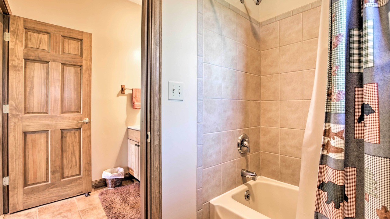 Photo of Bathroom in Edray