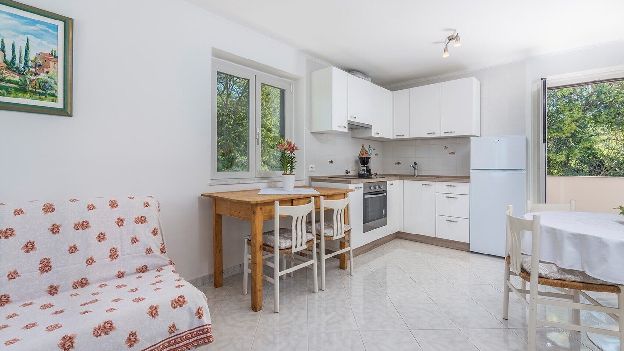 Photo of Kitchen in Tar