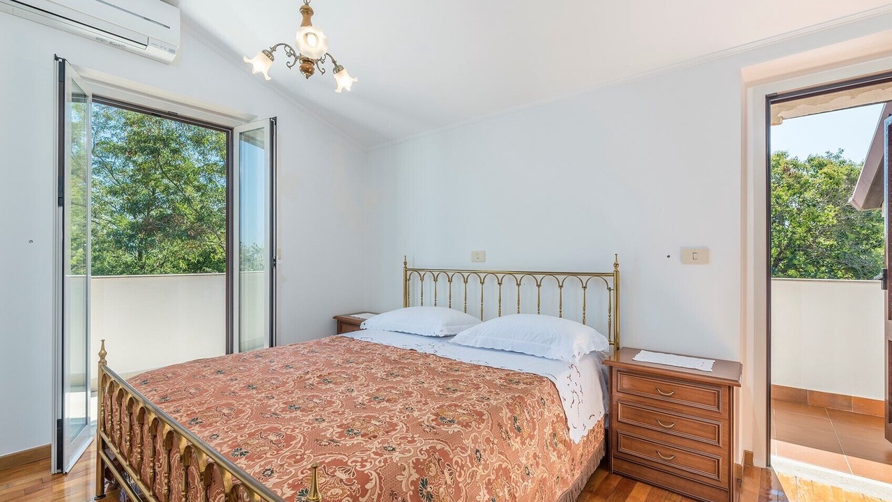 Photo of Bedroom in Tar