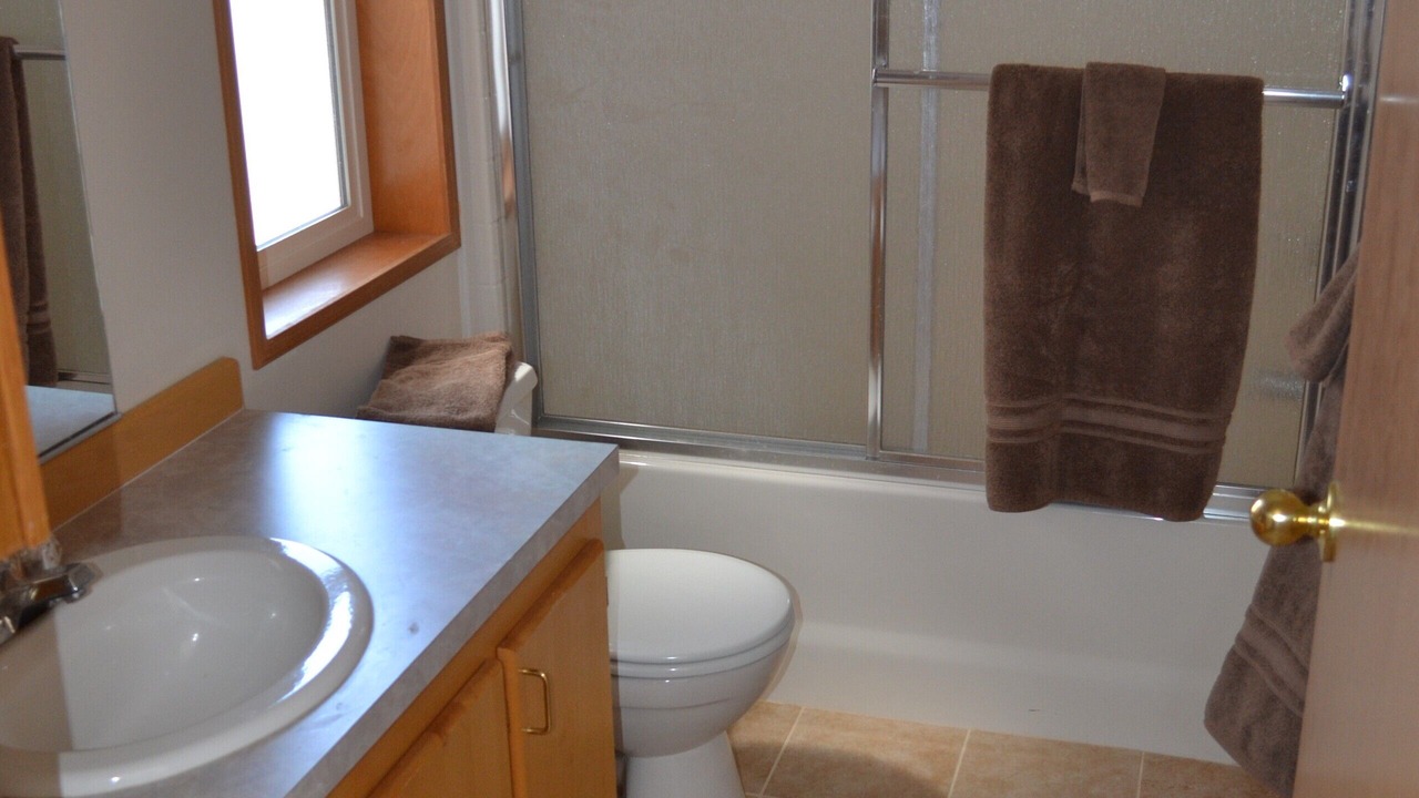 Photo of Bathroom in Crooked River Ranch