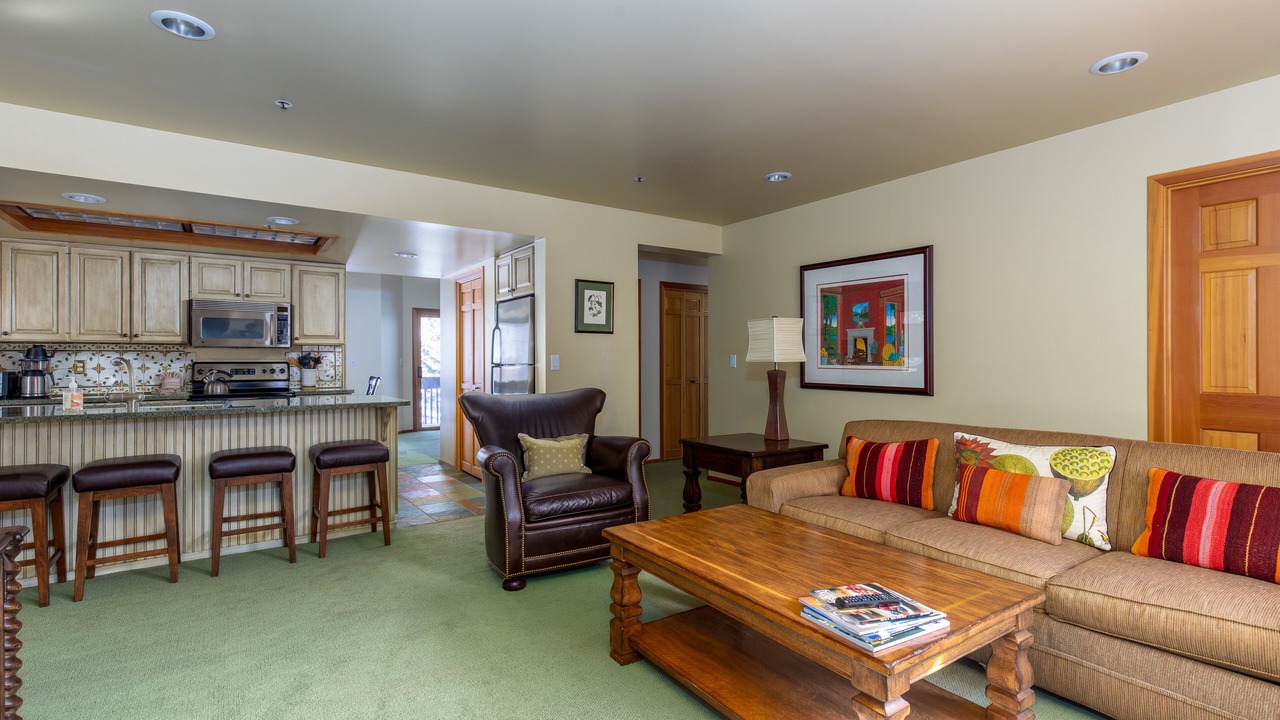 Photo of Livingroom in Deer Valley