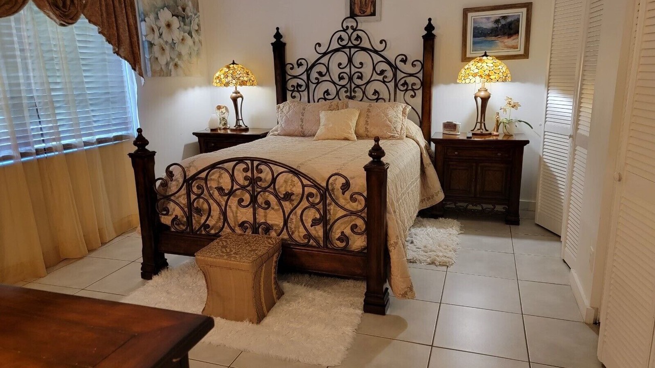 Photo of Bedroom in Pompano Beach