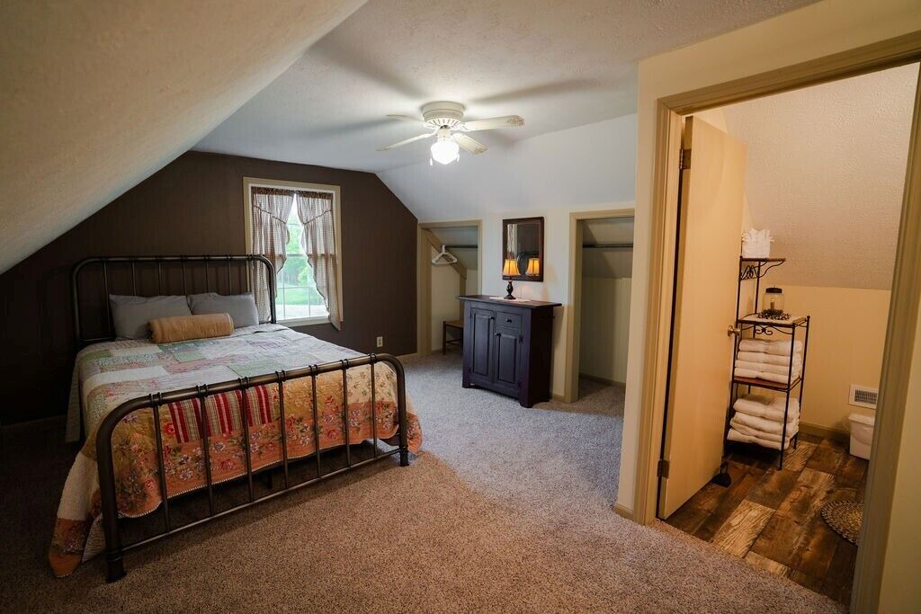 Photo of Bedroom in Laurelville