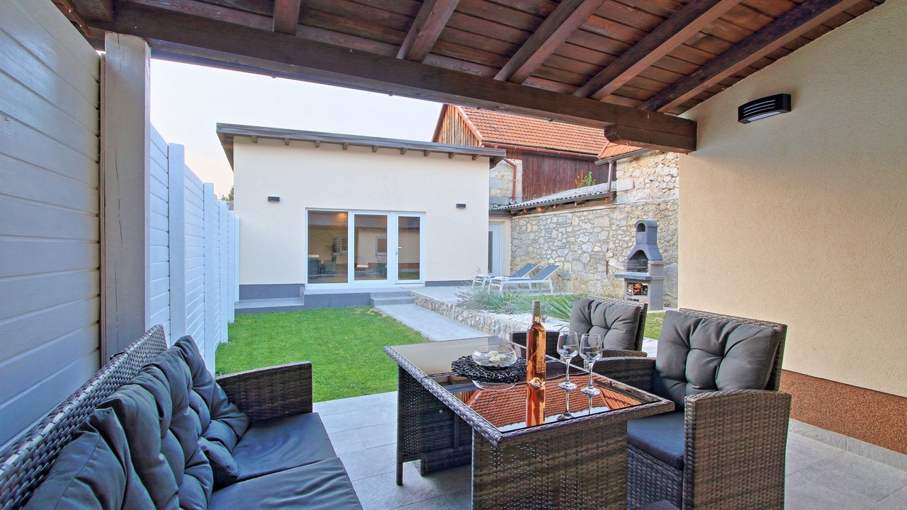 Photo of Patio Balcony in Brinje
