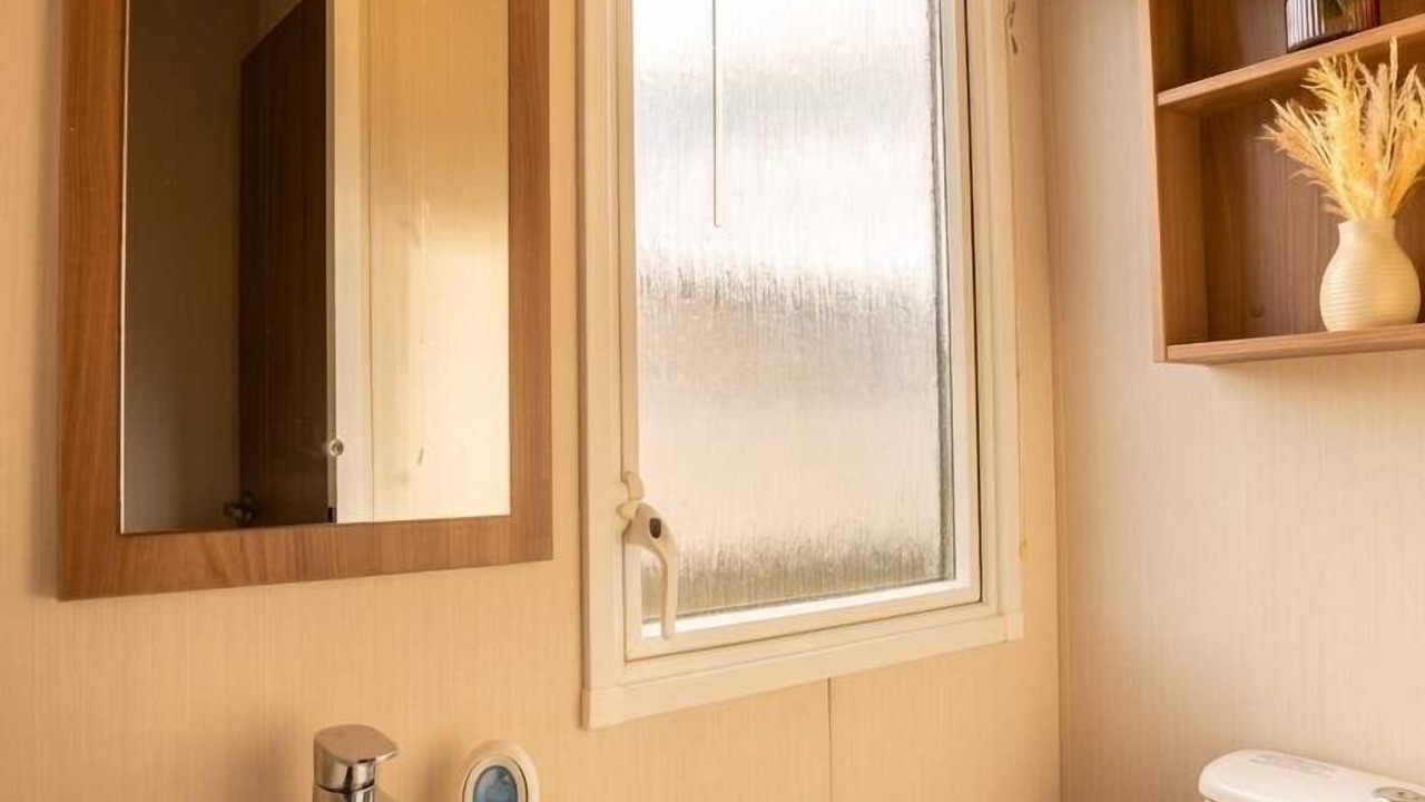 Photo of Bathroom in Prestonpans