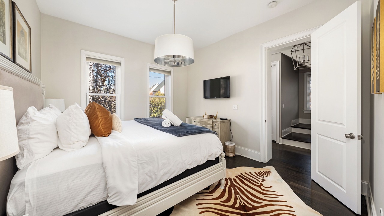 Photo of Bedroom in Victorian Village
