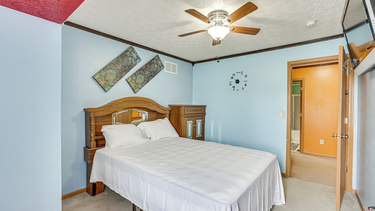 Photo of Bedroom in Groveport