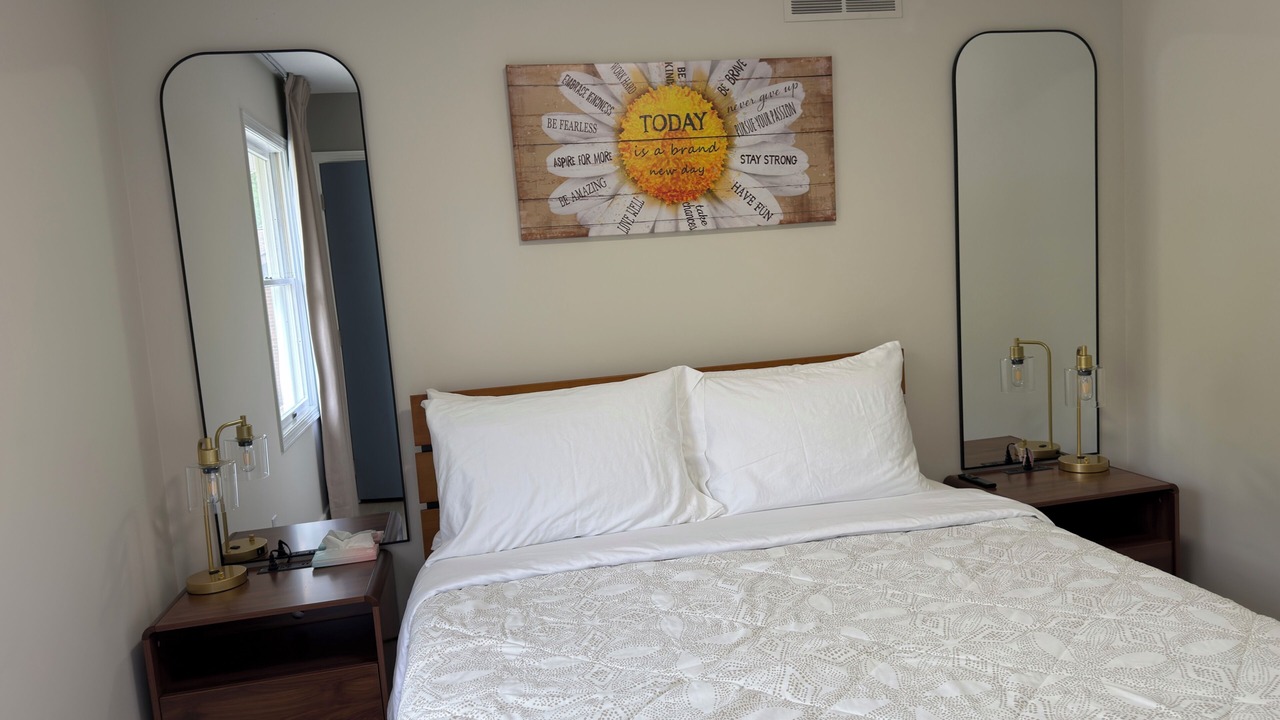 Photo of Bedroom in Gahanna