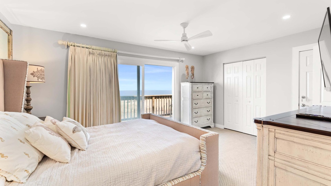 Photo of Bedroom in Fenwick Island