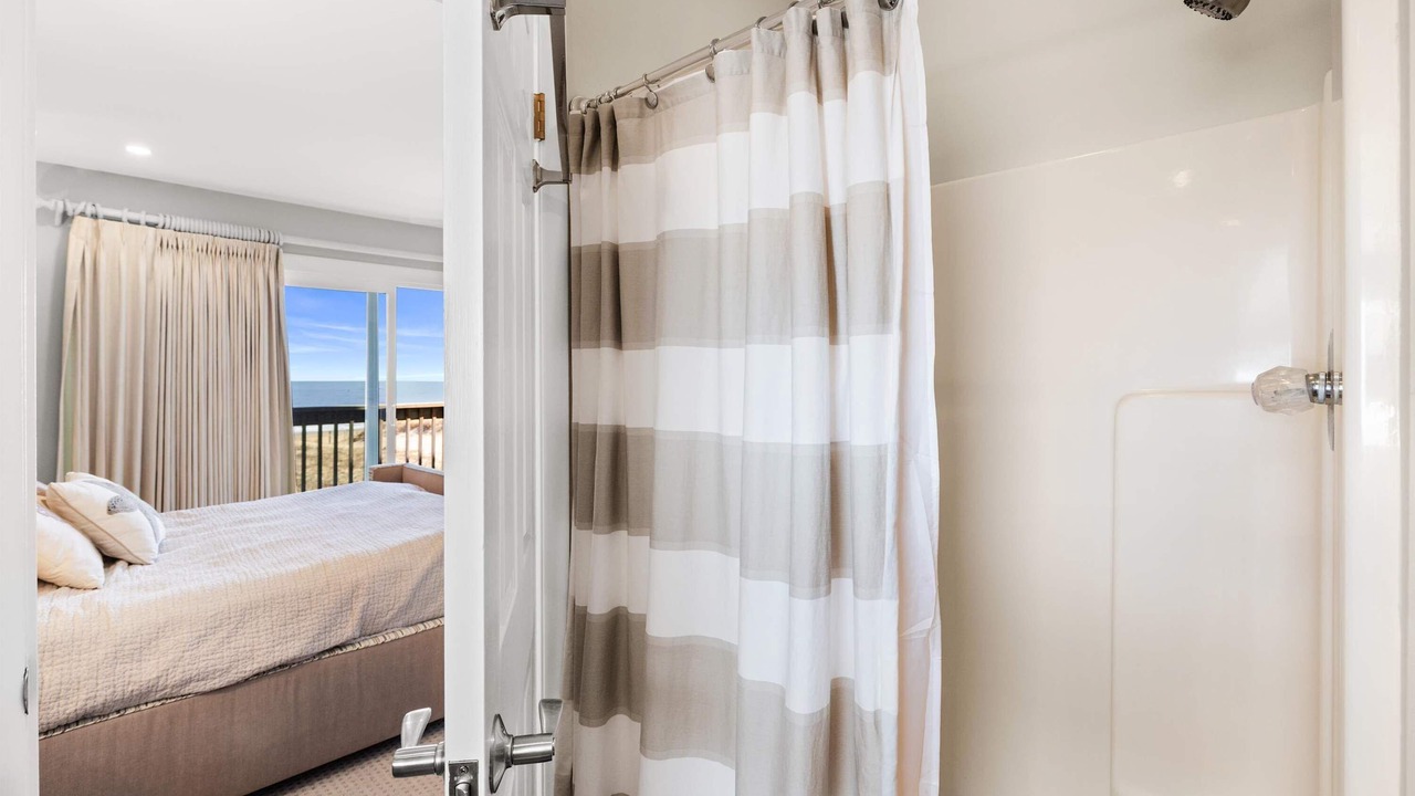 Photo of Bedroom in Fenwick Island
