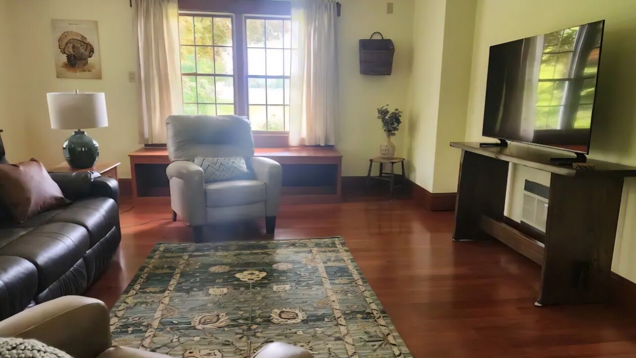 Photo of Livingroom in Mount Vernon