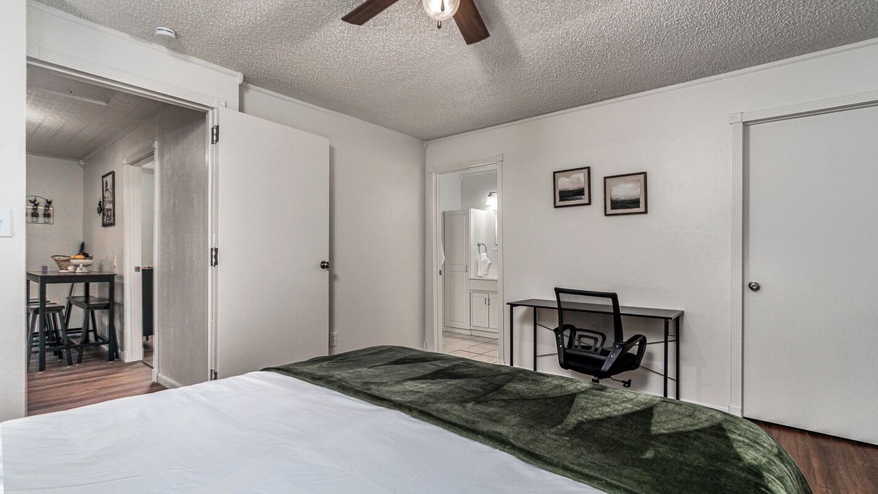 Photo of Bedroom in Borger