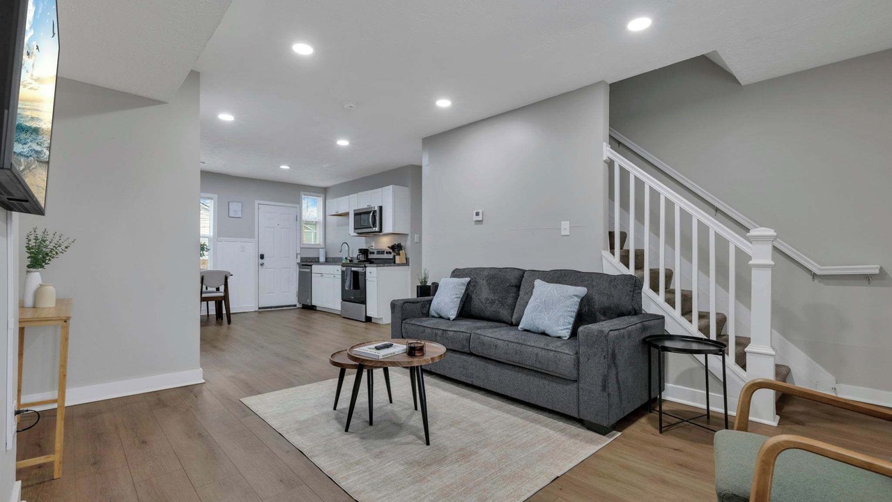 Photo of Livingroom in Olde Towne East