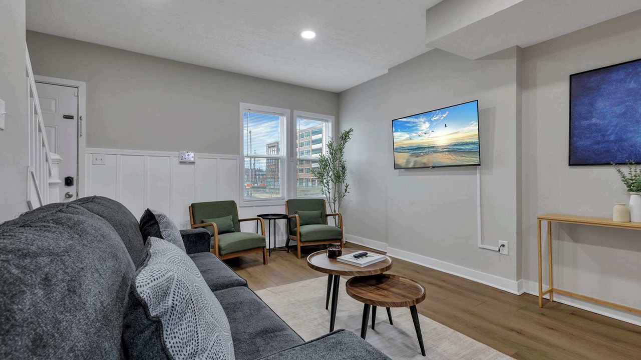 Photo of Livingroom in Olde Towne East