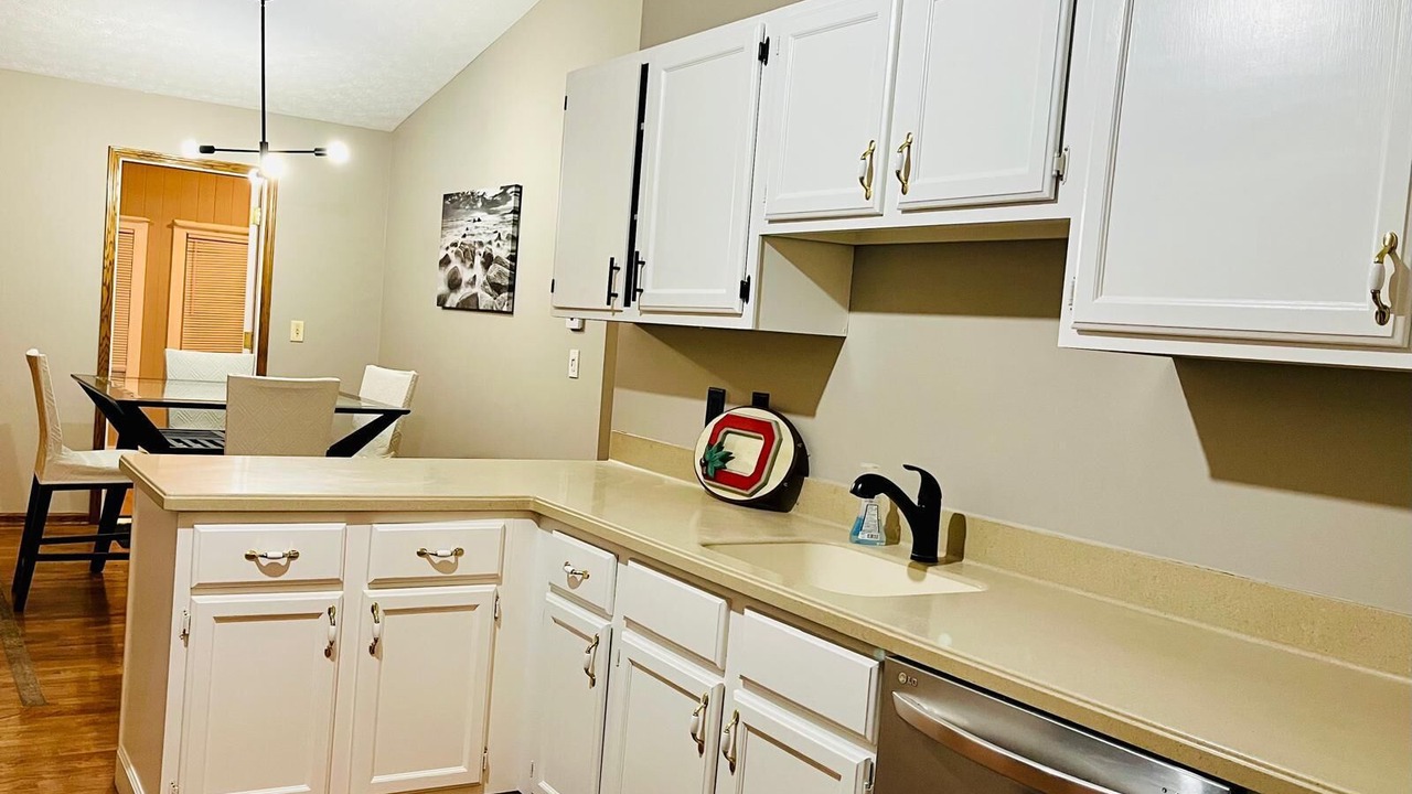 Photo of Kitchen in Grove City