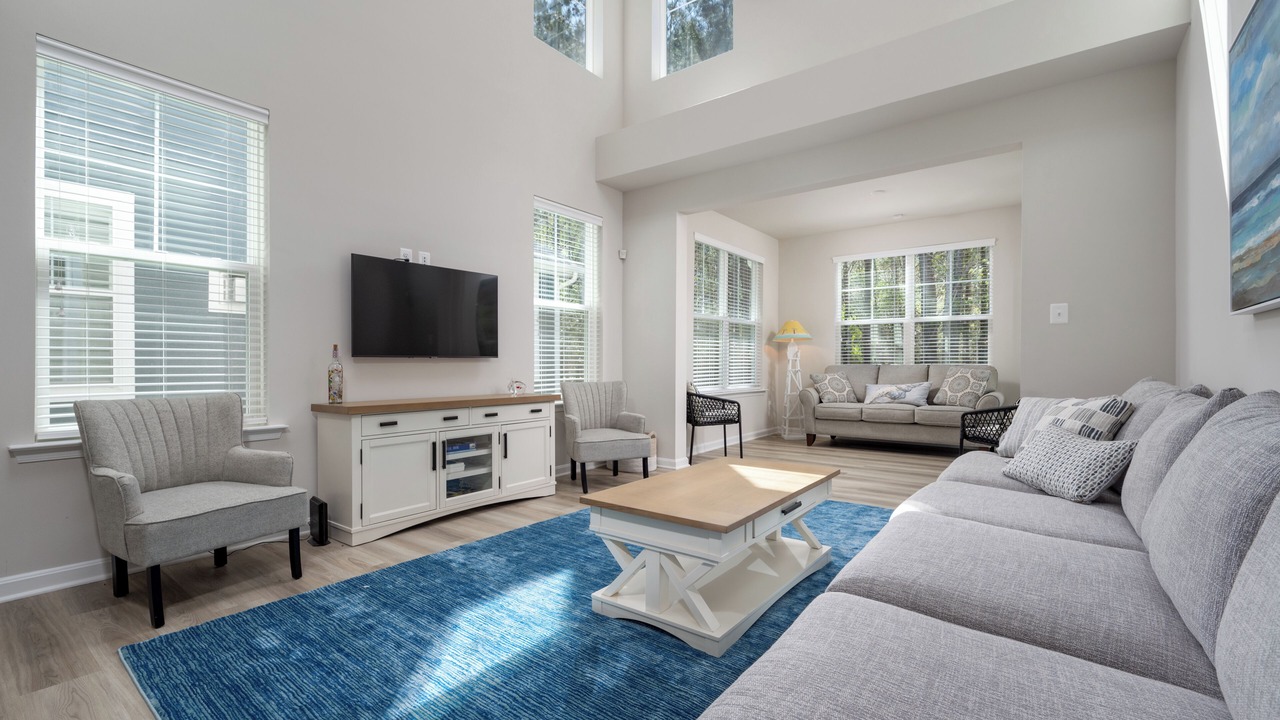 Photo of Livingroom in Bayside