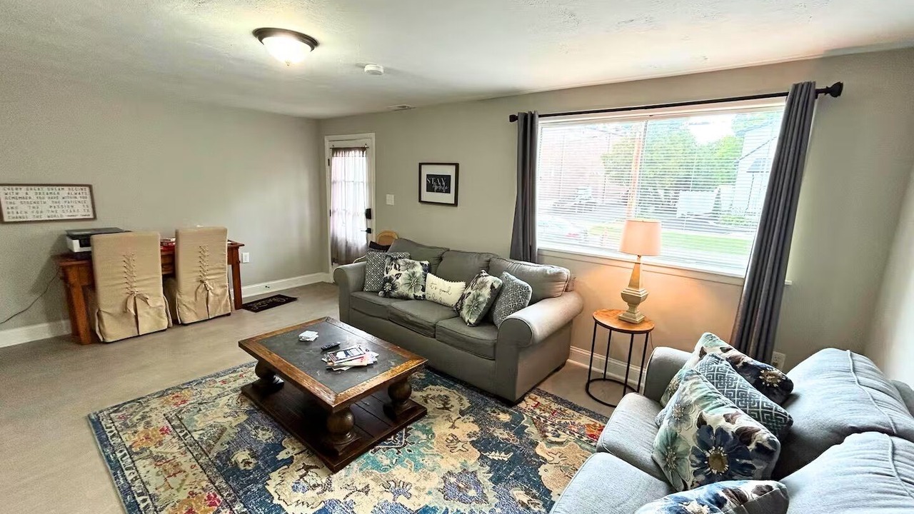 Photo of Livingroom in Westerville