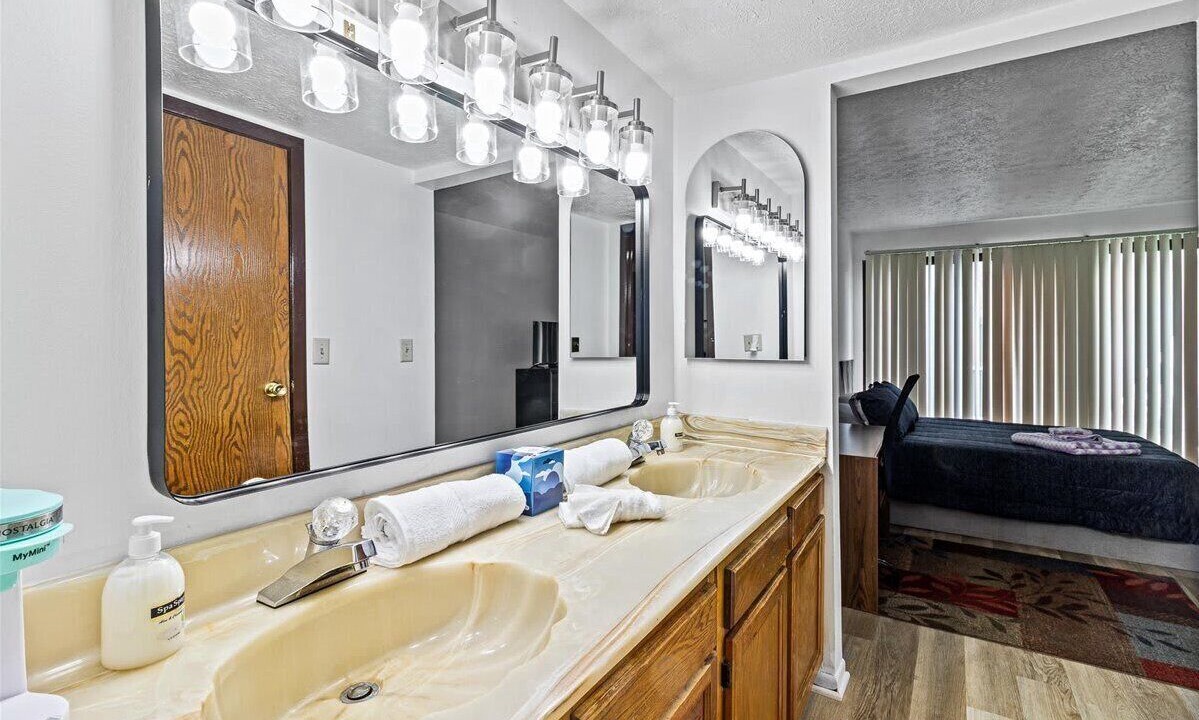 Photo of Bathroom in Reynoldsburg