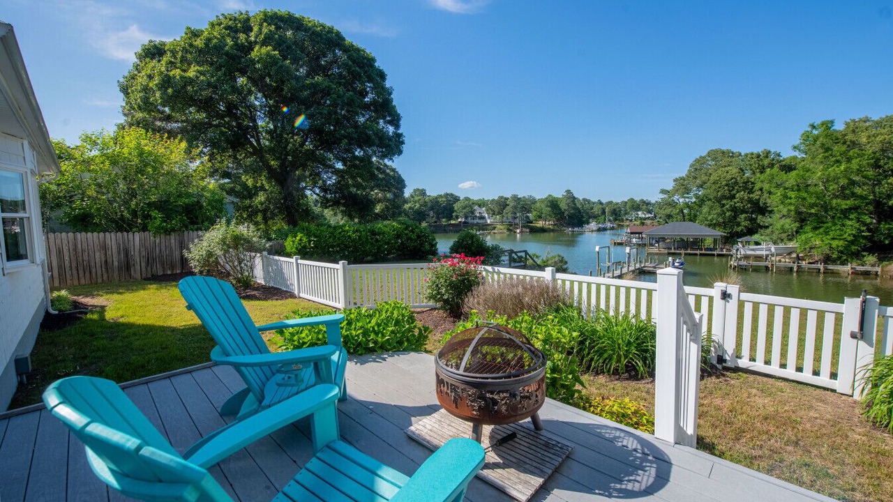 Photo of Patio Balcony in Deltaville
