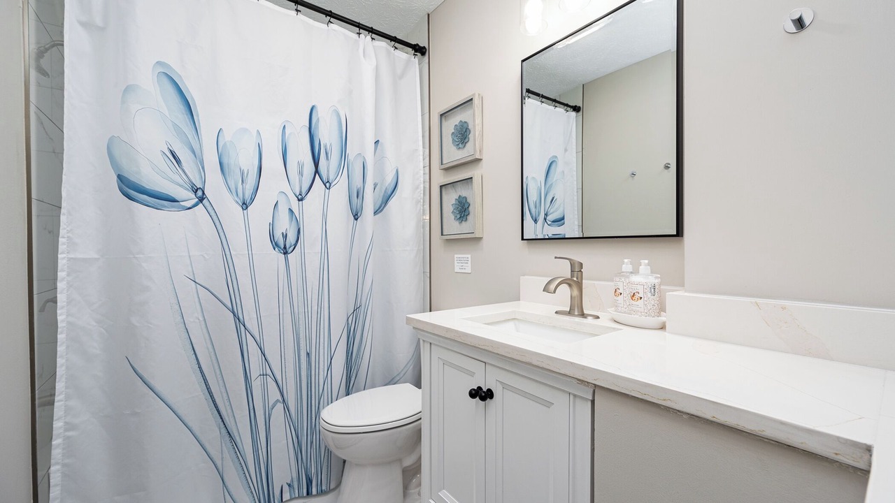 Photo of Bathroom in Royal Manor