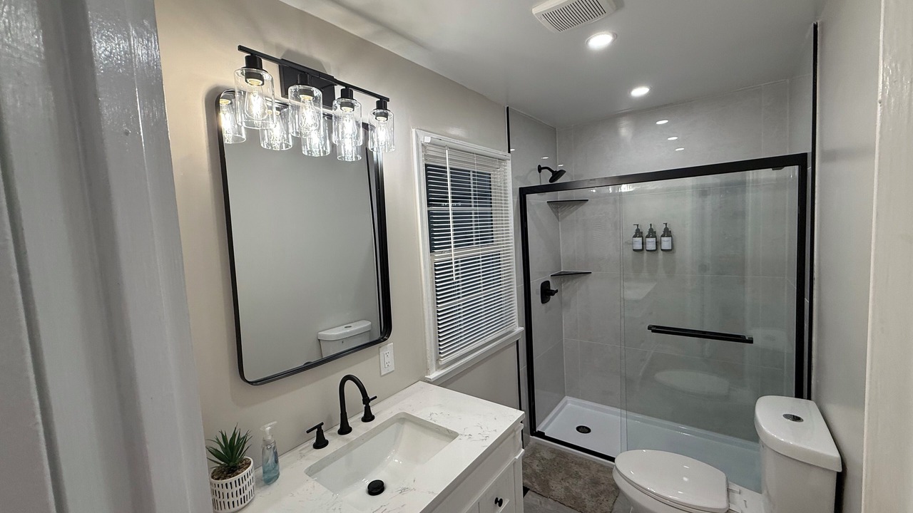 Photo of Bathroom in Gloucester Point