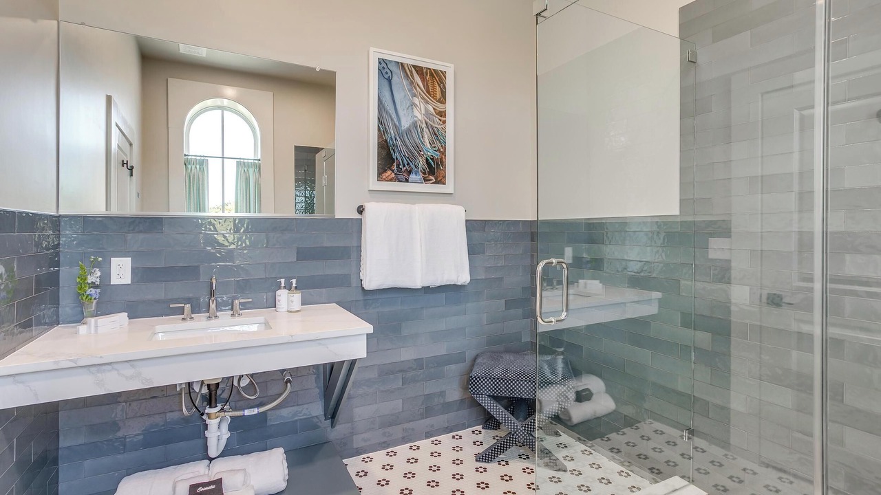 Photo of Bathroom in Granbury
