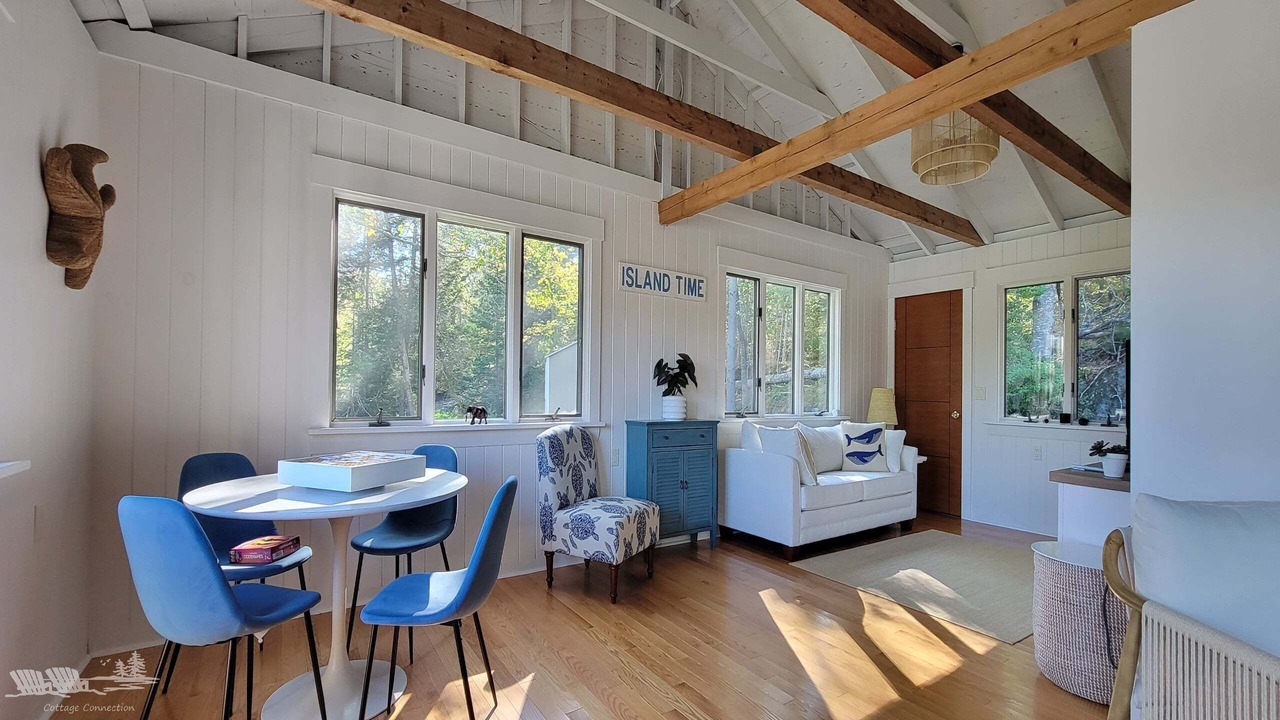 Photo of Livingroom in Isle of Springs