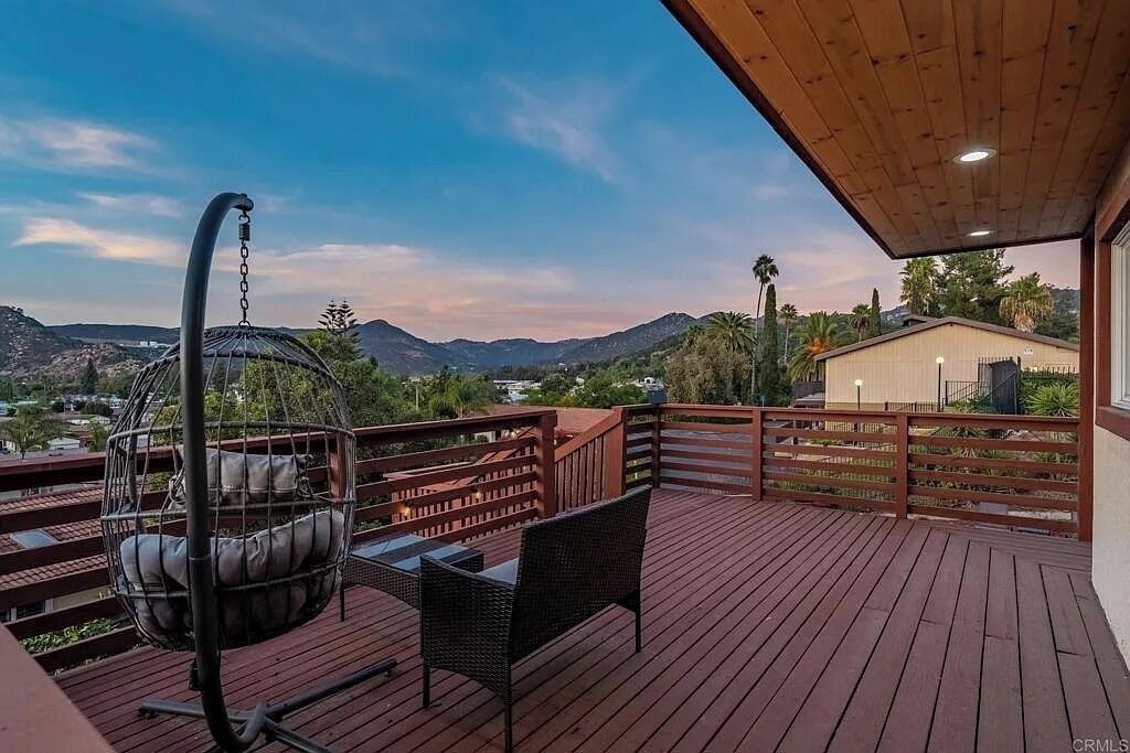 Photo of Patio Balcony in East Grove
