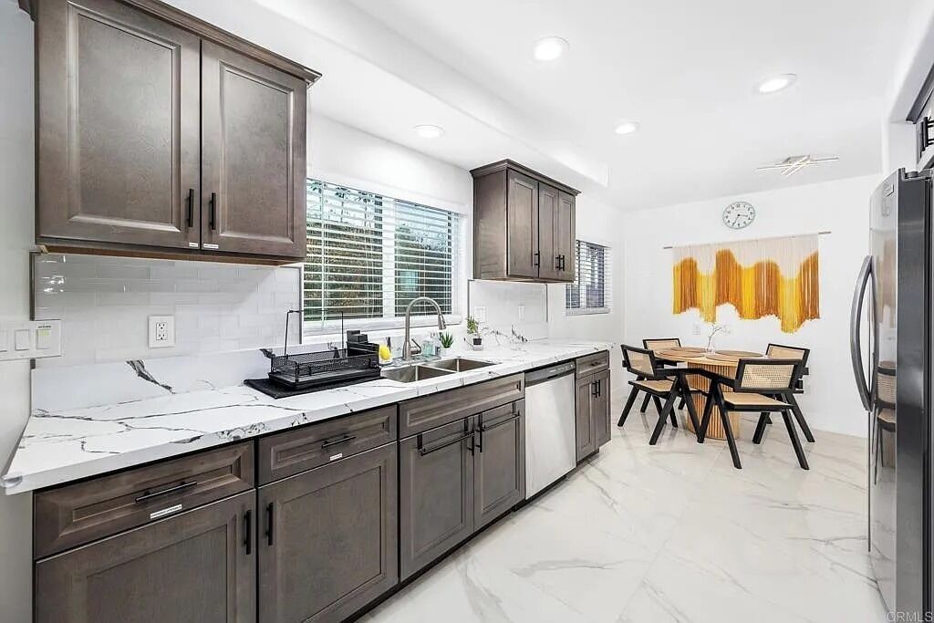 Photo of Kitchen in East Grove