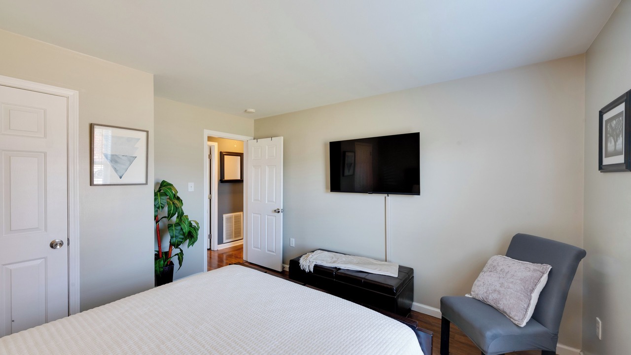Photo of Bedroom in Milton