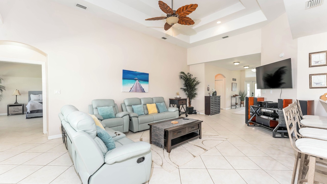 Photo of Livingroom in Laguna Vista