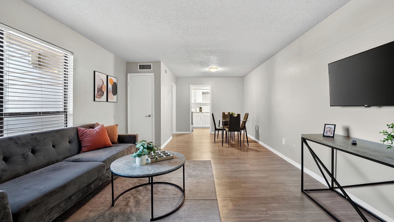 Photo of Livingroom in Lake Highlands