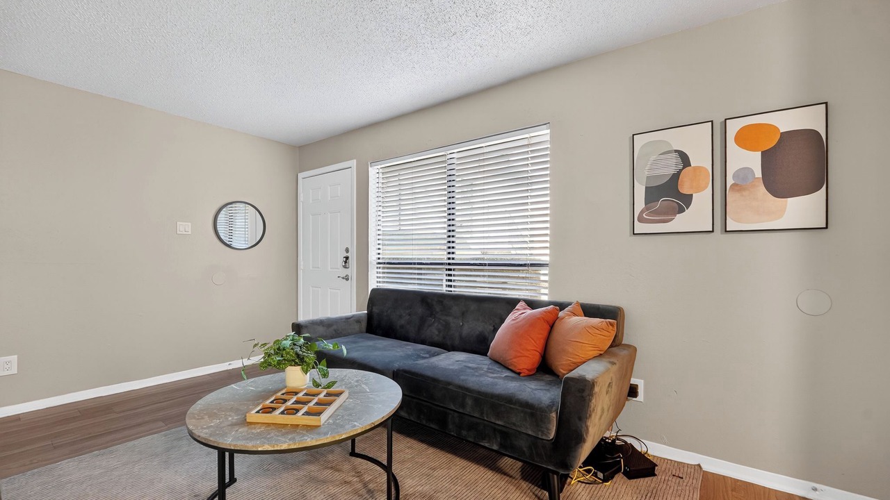 Photo of Livingroom in Lake Highlands