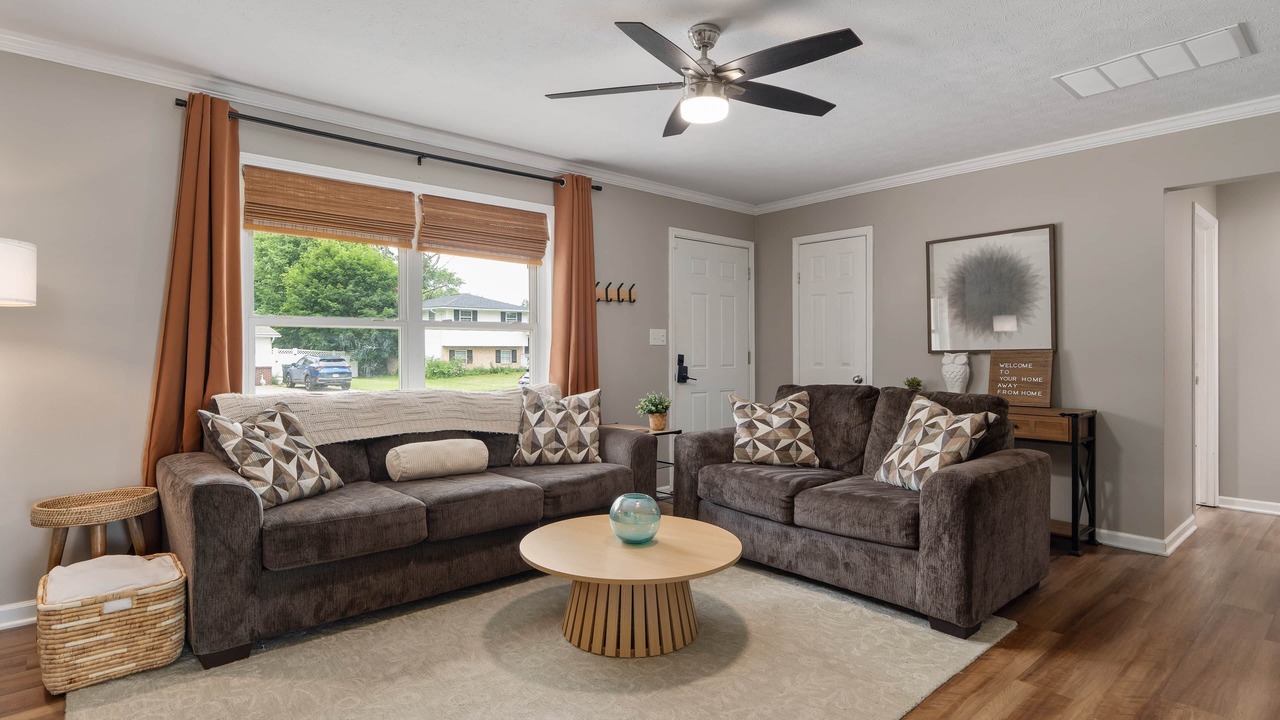 Photo of Livingroom in Gahanna