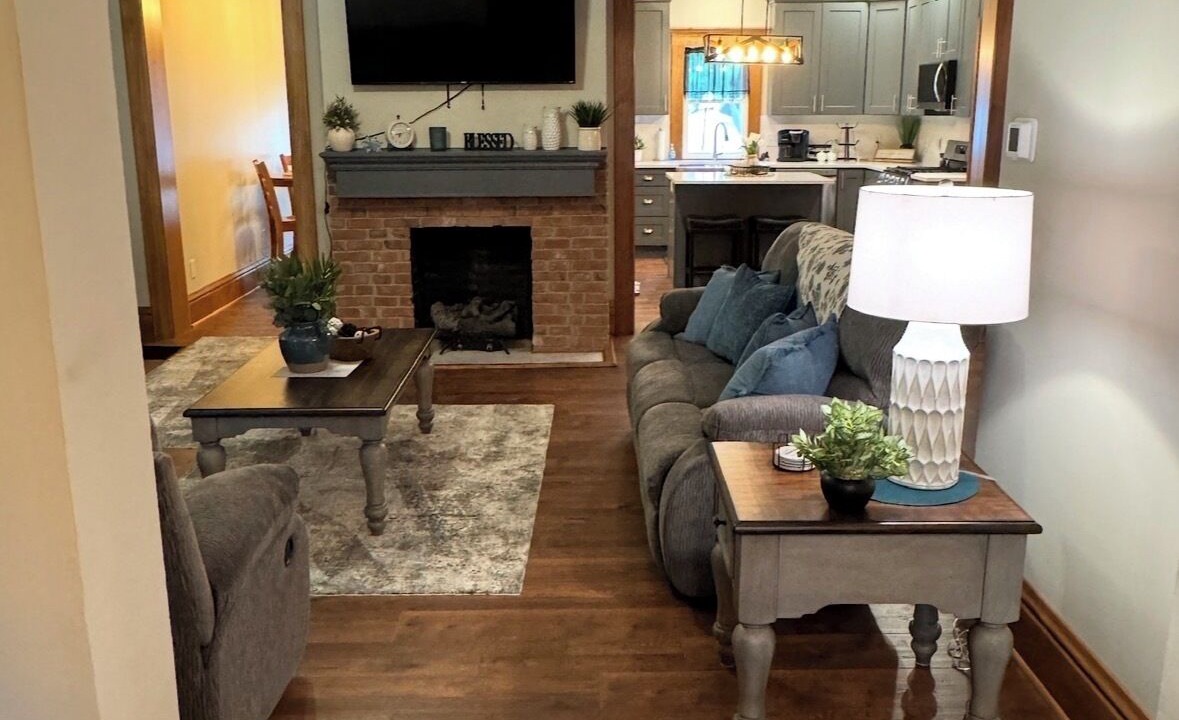 Photo of Livingroom in Ashville