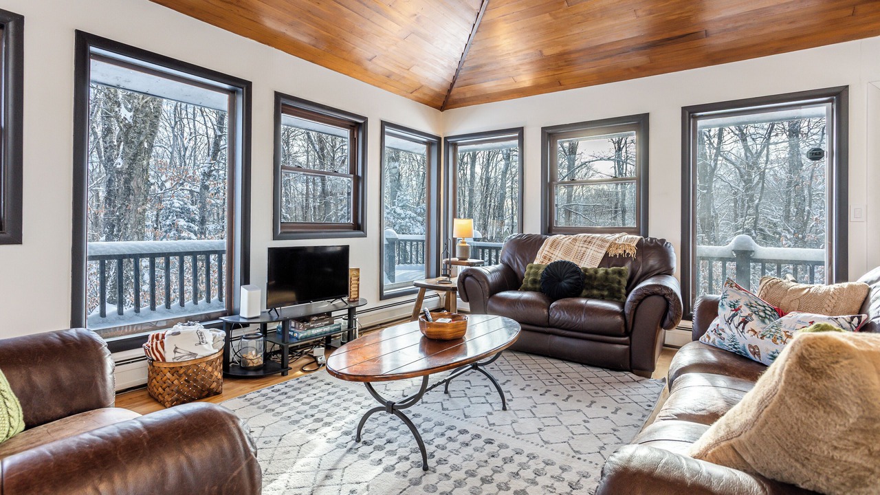 Photo of Livingroom in East Haven  Rutland County