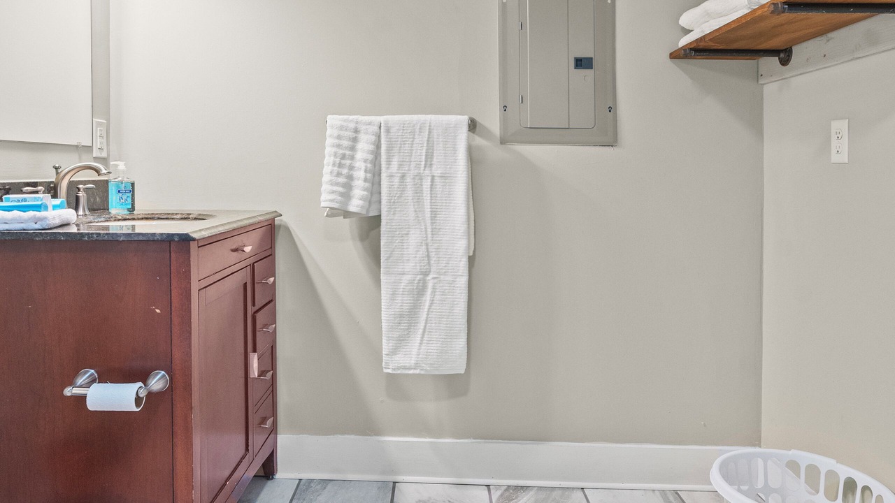 Photo of Bathroom in Newark