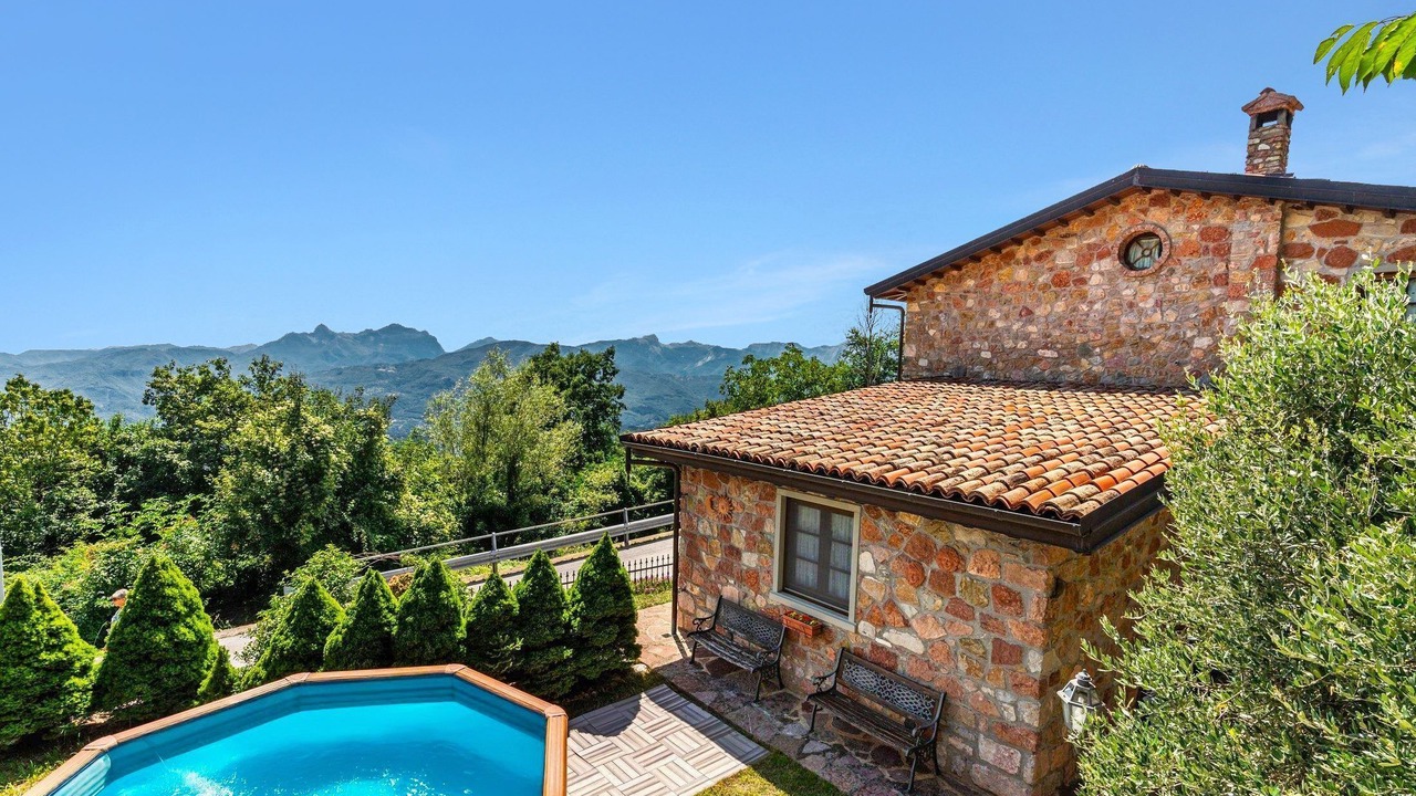 Photo of Outdoor in Villa Collemandina