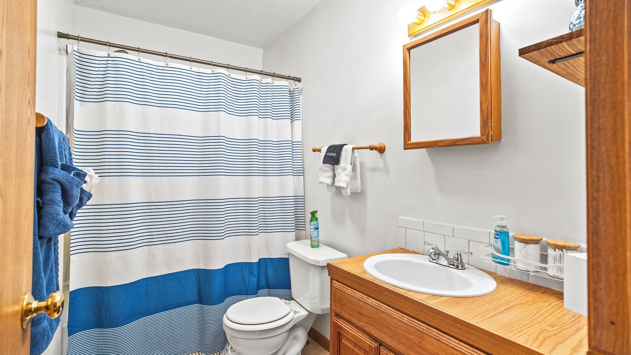 Photo of Bathroom in Newark