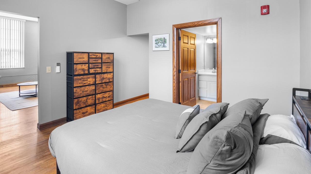 Photo of Bedroom in Newark
