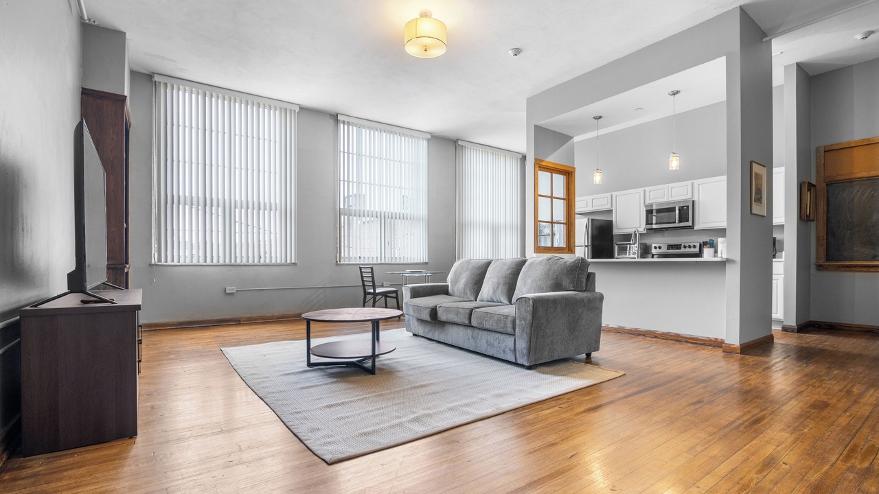 Photo of Livingroom in Newark