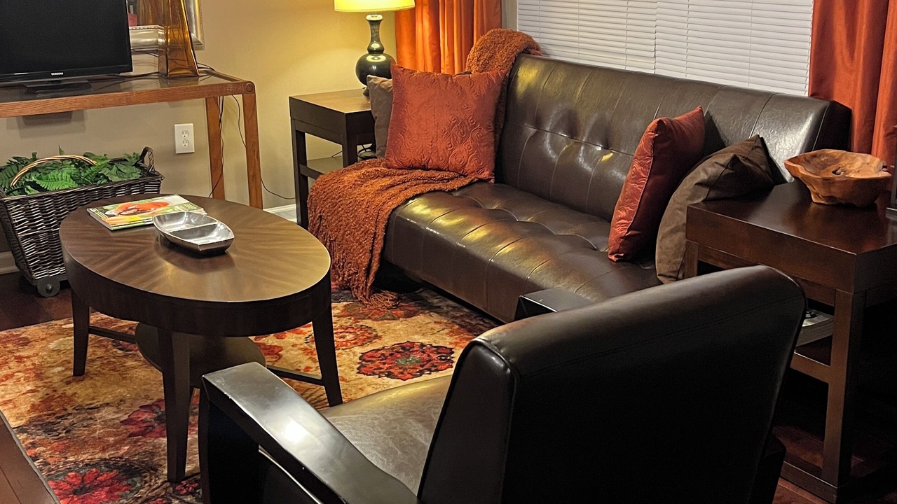 Photo of Livingroom in Tuttle West
