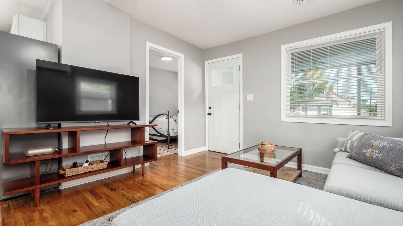 Photo of Bedroom in Buckeye Lake