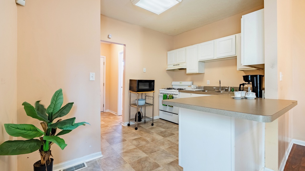 Photo of Kitchen in Near East Columbus