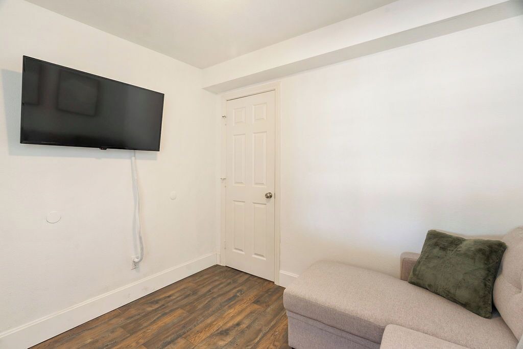 Photo of Livingroom in Central Escondido