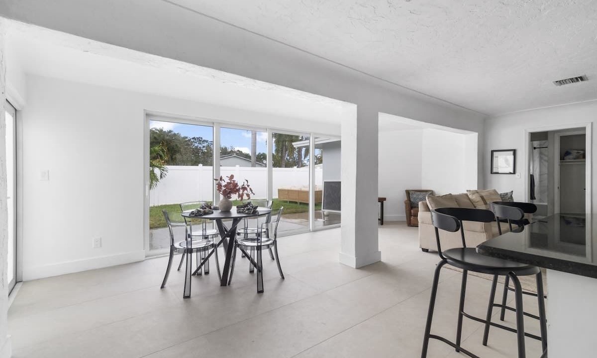 Photo of Bedroom in Pompano Isles