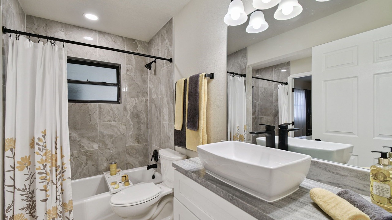 Photo of Bathroom in Sun Bay South