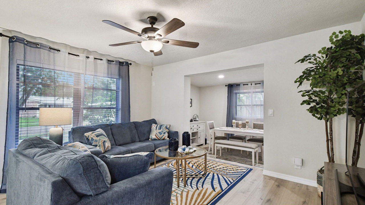 Photo of Livingroom in Sun Bay South