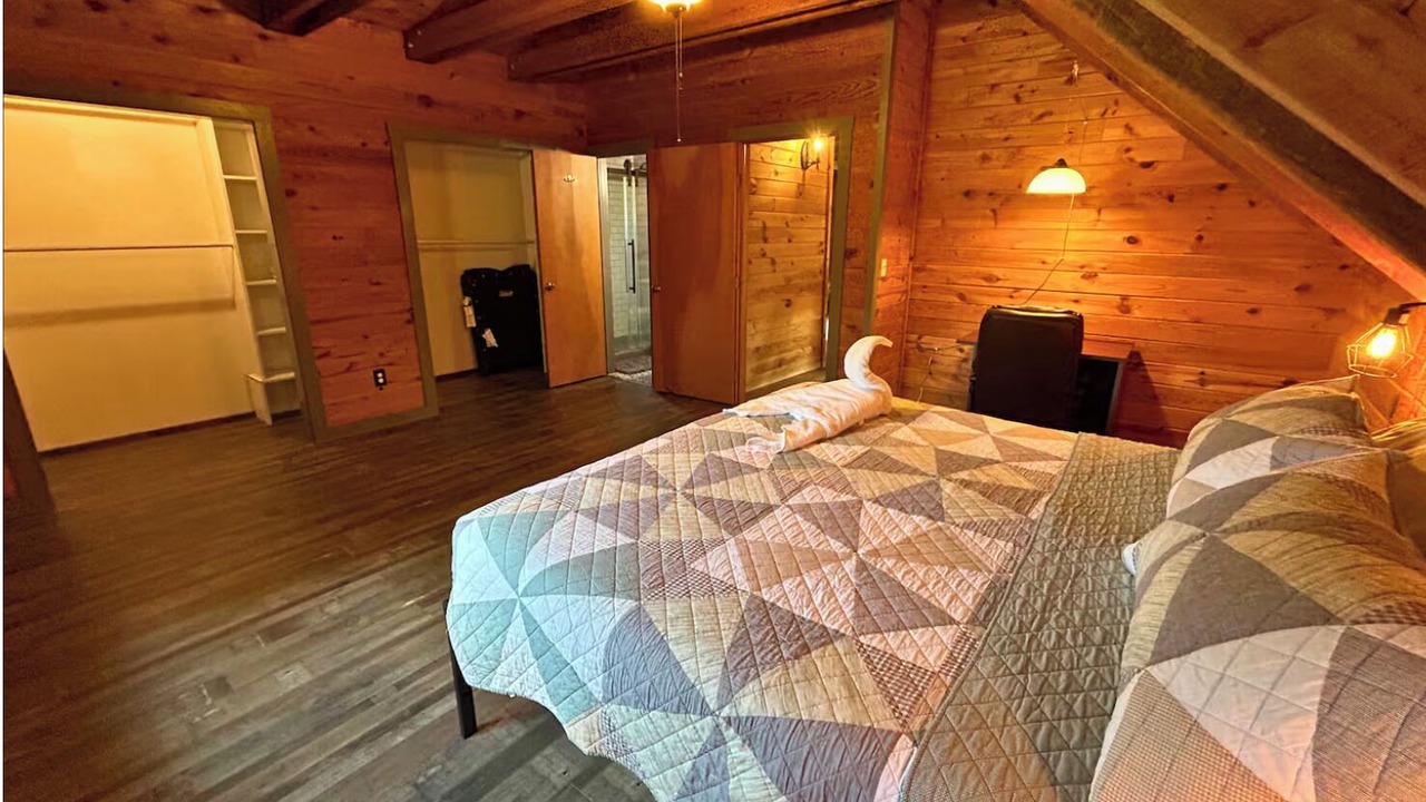 Photo of Bedroom in Johnstown