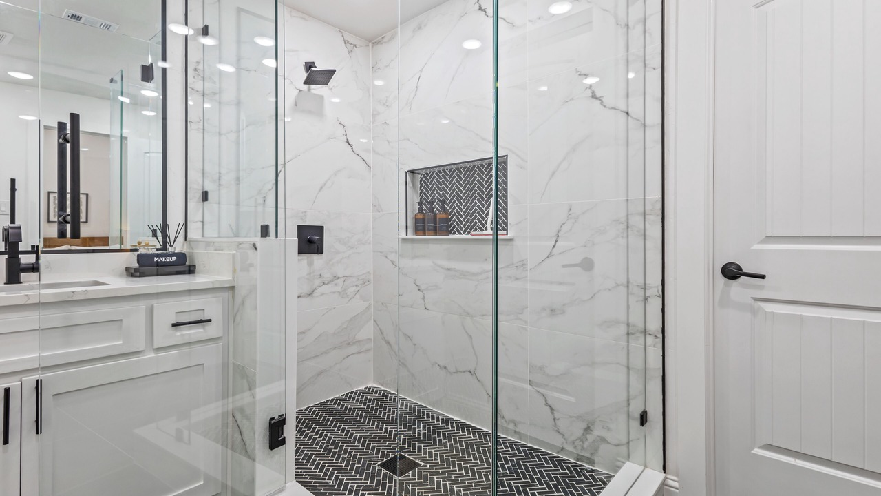 Photo of Bathroom in Lake Highlands